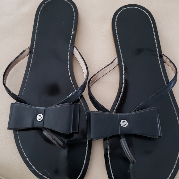 Michael kors leather thongs Sandals - Picture 6 of 8
